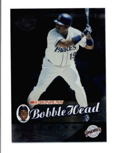 TONY GWYNN 2001 DONRUSS CLASS OF 2001 #16 BOBBLE HEAD CARD #1791/2000 BC5927