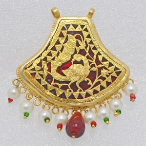 Gold Painted Beads Semi Precious Stone Jewellery Pendant - Picture 1 of 7