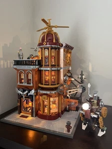 FUNWHOLE (Lumibricks) Steampunk Flying Club + Motorcycle Pursuit  - Picture 1 of 9