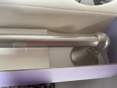 JENGIBRE - IMPERIO - MURCIÉLAGO TOALLA 24 PULGADAS - NÍQUEL SATINADO 603-15 - LATÓN FORJADO Foto 1 de 4