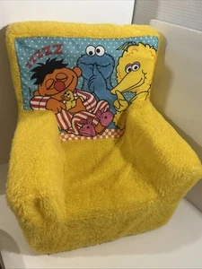 Vintage Sesame Street Plush Foam Toddler Chair Furniture Henson Playroom - Bild 1 von 7