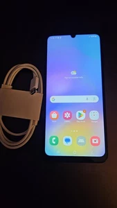 Galaxy A05 64 Go 4 Go RAM 6,7" écran | Double SIM débloquée (version internationale - Photo 1 sur 2