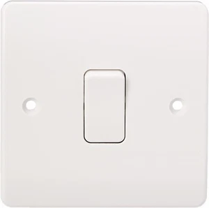MK Logic Plus K4871 WHI 10A Single Pole 1 Gang 2 Way Plate-switch - Picture 1 of 1