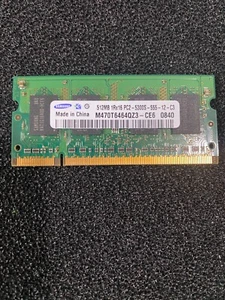 Samsung DDR2 RAM PC2-5300S-555-12-C3 M470T6464QZ3-C3 - Bild 1 von 1