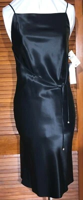 Novo com etiquetas~ Lord & Taylor~ Coleção ABS Allen Schwartz~ S 4~ Vestido de cetim preto sólido - Imagem 1 de 4