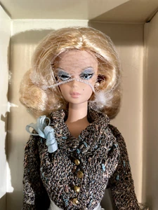 BARBIE SILKSTONE TWEED INDEED GOLD LABEL - 2002 - Imagen 1 de 2