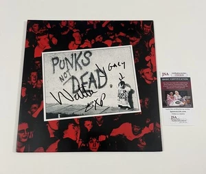 THE EXPLOITED WATTIE BUCHAN FIRMATO PUNKS NOT DEAD VINILE DISCO + JSA COA - Foto 1 di 3