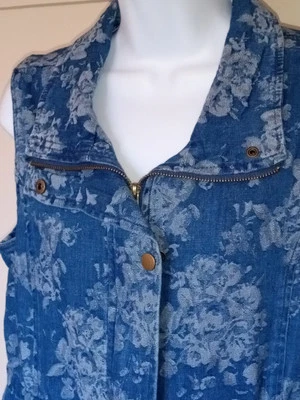 Chaleco de mezclilla Hannah Petite mediano cremallera completa floral broches de presión cordón Foto 1 de 4