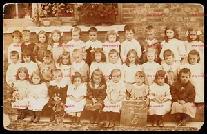 CALLOWLAND INFANT SCHOOL WATFORD POSTCARD JUNE 1908 CLASS PHOTOGRAPH REAL - Picture 1 of 2