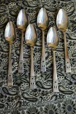 6 Oneida Community Coronation Silverplate Teaspoons 6 1/8" 1936 - Image 1 of 4