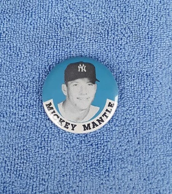 MICKEY MANTLE NEW YORK YANKEES VINTAGE PIN, NEW CONDITION FROM 1987 - Image 1 of 2