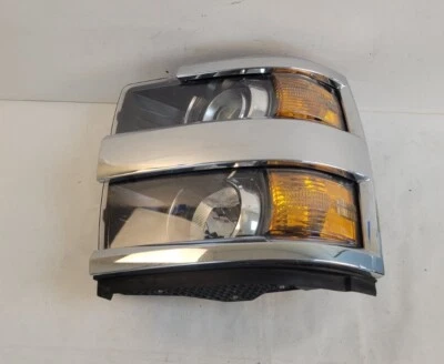 Farol esquerdo/motorista Chevrolet Silverado 2500HD 3500HD GMC Sierra 2015-2020 - Imagem 1 de 4
