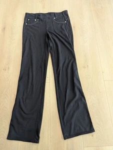 Kuhl Damen 8 kurze schwarze Schlupfhose Nylon Relaxed Stretch Lounge Cargo 29" - Bild 1 von 4