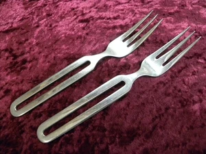 CYCLES 2 Dinner Forks Rogers / Stanley Roberts Stainless Korea - Picture 1 of 3