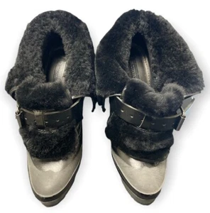BURBERRY Black Leather Shearling 4.5inch Heel Size 37 - Picture 1 of 5