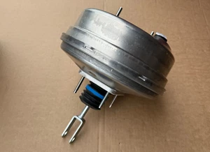 Amplificador de potencia de freno original Land Rover LR116564 - Imagen 1 de 5