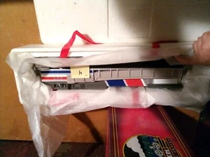 MTH GE DASH - 8 DIESEL AMTRAK CAB NO 501 ITEM # 20-2171-1 - Picture 1 of 2