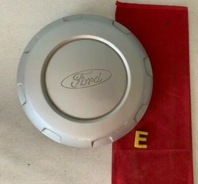 Tapa central de rueda #E (1) Ford F-150 2015-2023 OEM acabado plateado FL34-1A096-AA Foto 1 de 4