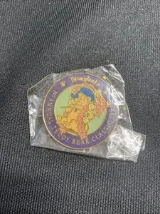 Disneyland 1st Annual Teddy Bear “Country Bear”Classic 1992 Pin Never Used - Picture 1 of 3
