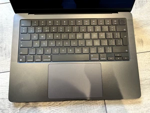 Apple Macbook Pro 14 A3401 M4 Pro reposamanos teclado genuino completo gris espacial - Imagen 1 de 8