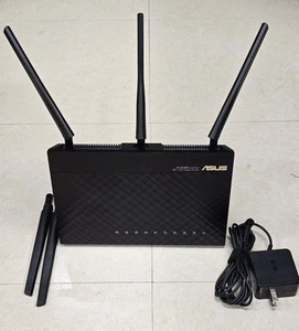 ASUS RT-AC68U Dual-Band Wireless-AC1900 Gigabit Router - Zdjęcie 1 z 8