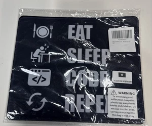 Eat Sleep Code Repeat Mauspad - Lustiges Programmierer Mousepad - Computer Engineer - Bild 1 von 1