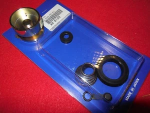 Clutch Slave Cylinder Kit ZX750 ZX-7 ZX900 ZG1000 ZR1100 ZX1100 ZRX1100 ZRX1200 - Picture 1 of 6