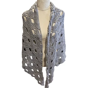 Vintage Crochet Shawl Poncho Silver Grey Acrylic Hand Knit Layering One Size - Picture 1 of 7