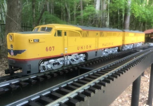 G Scale USA Trains Union Pacific  PA-PB set Smoke Lights Tested Good Condition - Picture 1 of 13