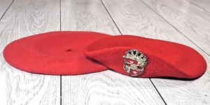 ! Vintage Basque Beret France 100% Wool W.P.L 10888 Crest Satin Lined Rare ! - Picture 1 of 9