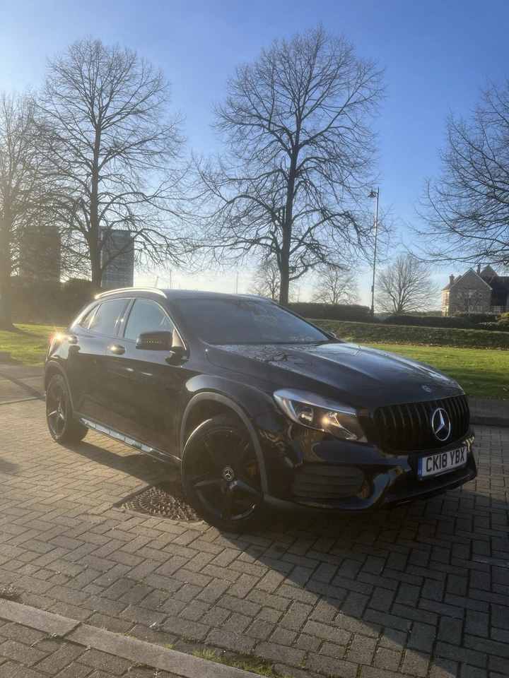 Mercedes Benz 220D AMGline - Image 1 of 4