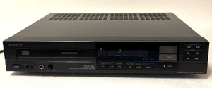 Lettore CD Sony CDP-302ii per ricambi! - Foto 1 di 12