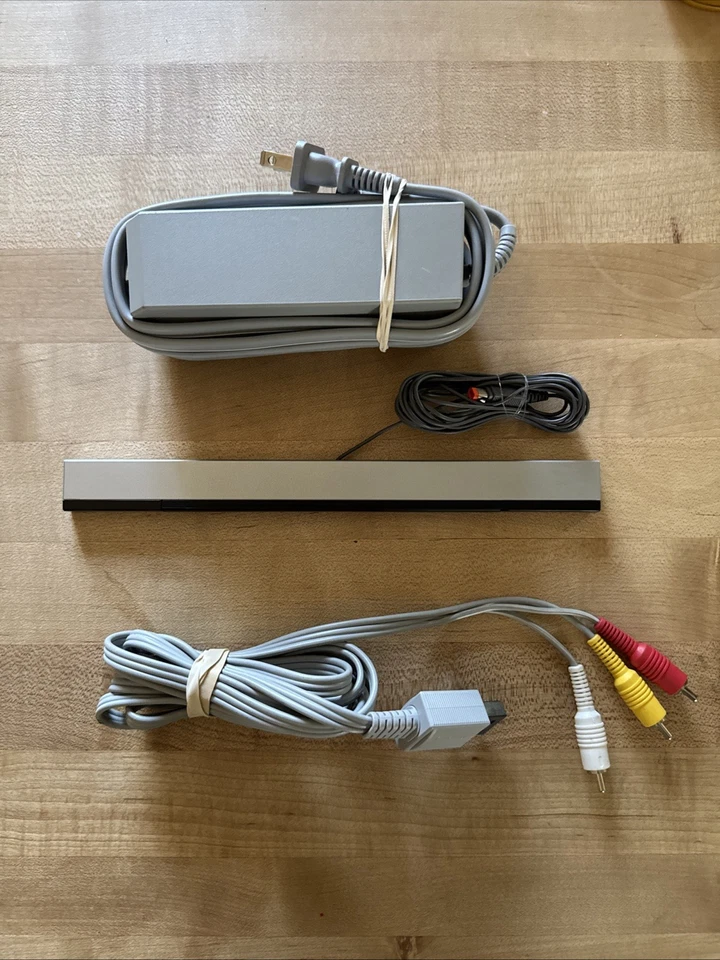 Lot Of 10 Original OEM Nintendo Brand Wii Power Cord AV Cable, Sensor bar Bundle - Image 1 of 1