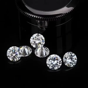 30 PCS 6mm Size Cubic Zirconia Stones Sparkling Jewelry DIY Material - Picture 1 of 5
