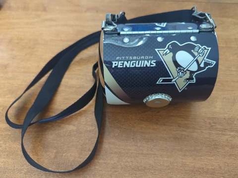 Pittsburgh Penguins Crossbody NHL Official Licensed Metal Handbag Cover