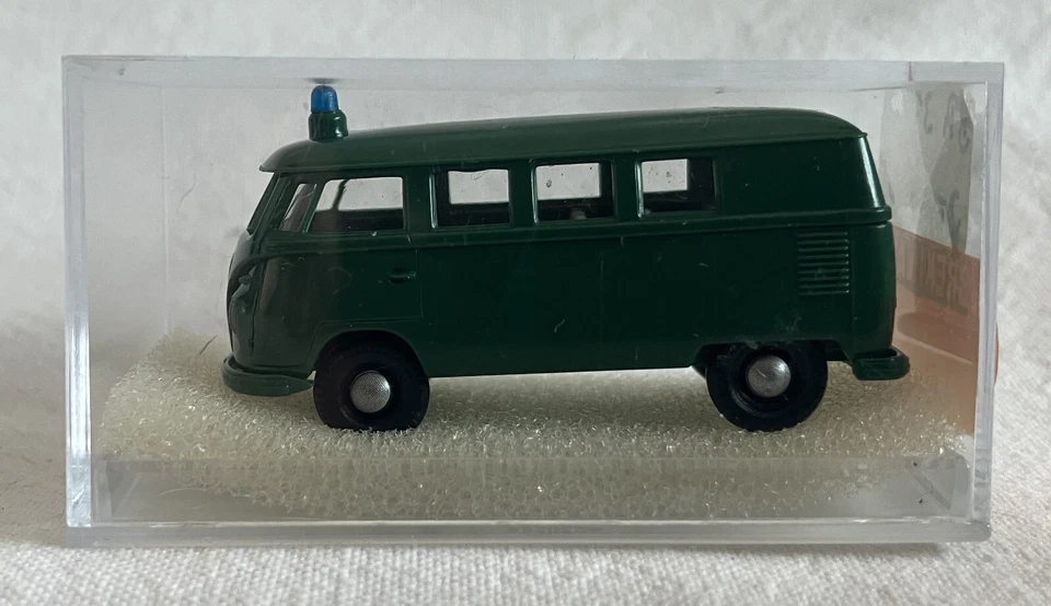 Brekina 1:87 3161: VW T1 Bus "Polizei" - Bild 1 von 1