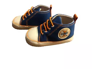Adorable University of Illinois Baby Shoes Size 4 blue/orange/white - Never Used - Picture 1 of 8