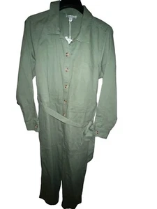 Free Assembly Women's Classic Coveralls with Long Sleeves, Green, Medium, NWT - Picture 1 of 12