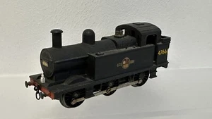 Triang OO Gauge BR Black 0-6-0 Jinty 47661 with Detailed Buffer Beams - Picture 1 of 5