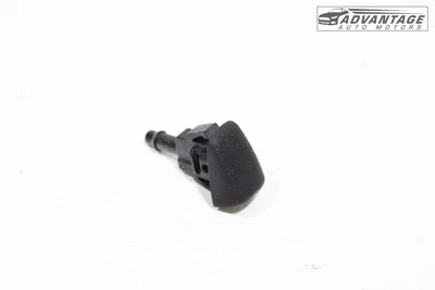 2016-2025 CHEVROLET MALIBU ПЕРЕДНЕГО ЛОБОВОГО СТЕКЛА СТЕКЛООЧИСТИТЕЛЬ СОПЛО РАСПЫЛИТЕЛЬ OEM - Изображение 1 из 4