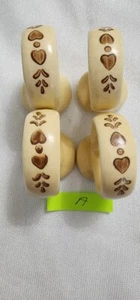Set of 4 Pfaltzgraff Village Napkin Rings Vintage - Picture 1 of 8