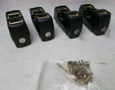 Roof Rack Clamp Kit For; Land Rover Freelander CAP500030 NOS  - Imagem 1 de 4