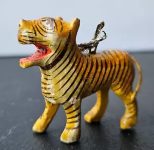 WOOD TIGER. HAND PAINTED DECORATION. MADE IN INDIA. VINTAGE ORNAMENT - Picture 1 of 10