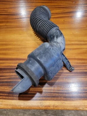 Manguera de admisión de aire del motor Toyota Tacoma 2010 4,0 L OEM 17882-0P010 p1071b38 Foto 1 de 3