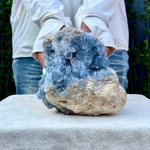 Esemplare minerale grotta geode cristallo celestite blu bellissimo naturale 5,1 libbre - Foto 1 di 16