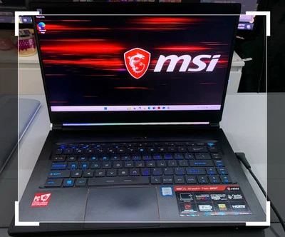 Computadora portátil para juegos MSI Stealth GS65 8 RF i7 32 GB de RAM Foto 1 de 4