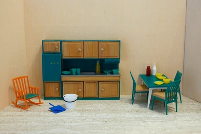 Küche Puppenstuben Möbel für Puppenhaus Puppenmöbel Vero DDR  grün Holz - Bild 1 von 3
