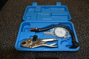 3D103 CENTRAL Storm Dial Indicator Set w/Locking Pliers in Molded Storage Case - Bild 1 von 8