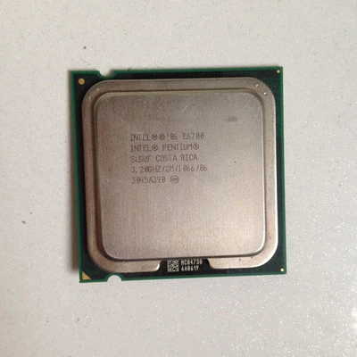 Intel Pentium E6700 3.2 GHz Dual-Core 2M 1066MHz Processor Socket LGA775 CPU - Image 1 of 3