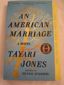 AN AMERICAN MARRIAGE by Tayari Jones (English) Paperback Book Novel - Foto 1 di 2